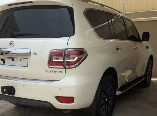 Nissan patrol platinum SE 2016 Gcc for sale