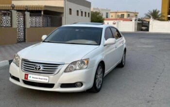 Toyota Avalon limited 2010 Gcc in good condition