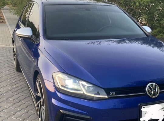 Volkswagen Golf R full option 2019 Gcc for sale