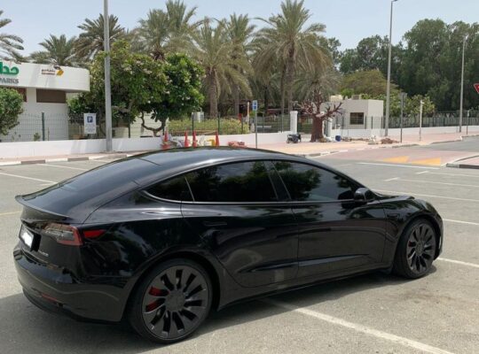 Tesla Model 3 performance 2021 Gcc for sale