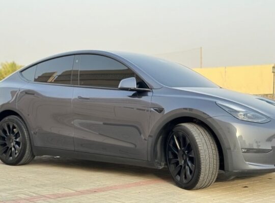 Tesla model Y 2022 Gcc full option for sale