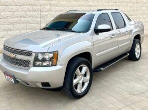 Chevrolet Avalanche LTZ full option 2009 Gcc for