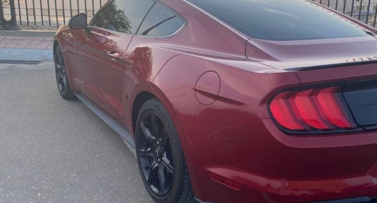 Ford Mustang premium 2019 Gcc for sale