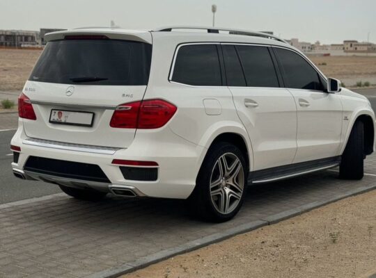 Mercedes GL500 AMG full option 2015 for sale