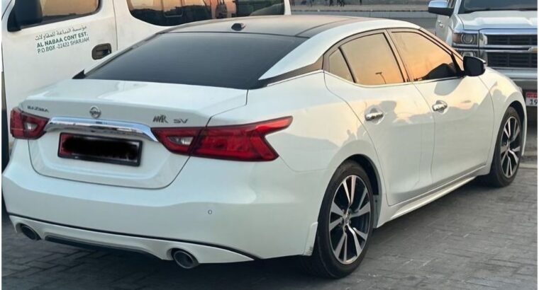 Nissan Maxima SV 2017 Gcc full option for sale