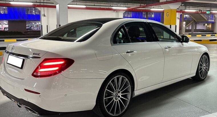 Mercedes E300 Full option 2019 Gcc for sale