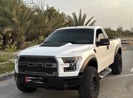 Ford F150 coupe 2011 Gcc in good condition for sa