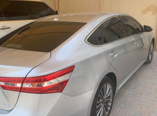 Toyota Avalon XLE 2013 USA imported in good condi