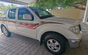 Nissan NAVARA SE 2016 Gcc for sale