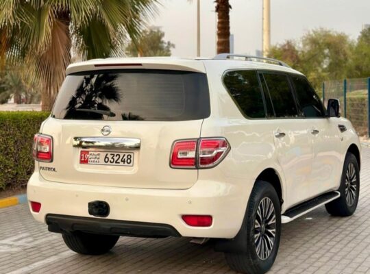 Nissan patrol platinum 2015 in good condition