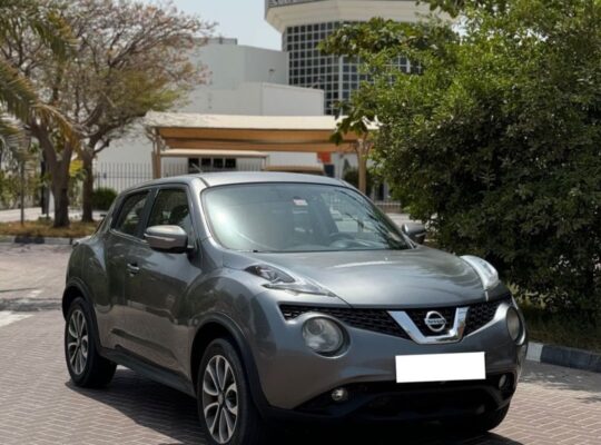 Nissan juke full option 2015 Gcc for sale