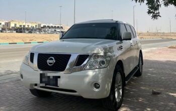 Nissan patrol platinum 2010 full option for sale