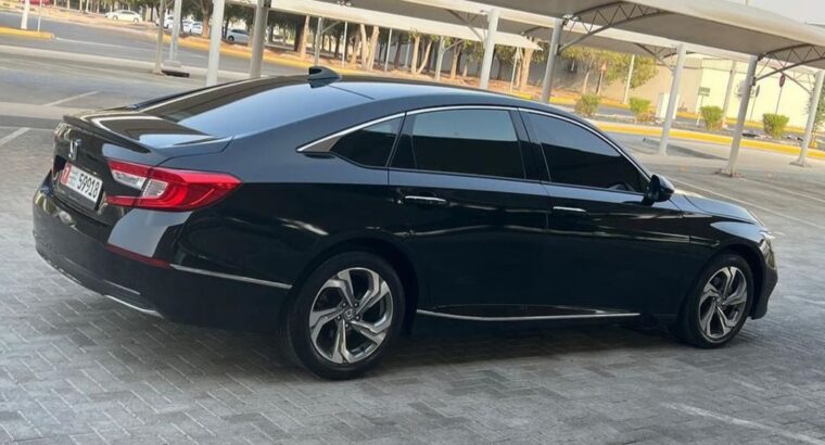 Honda Accord 2018 Gcc base option for sale