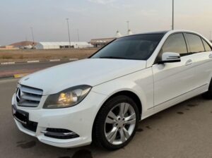 Mercedes C200 full option Gcc 2013 for sale