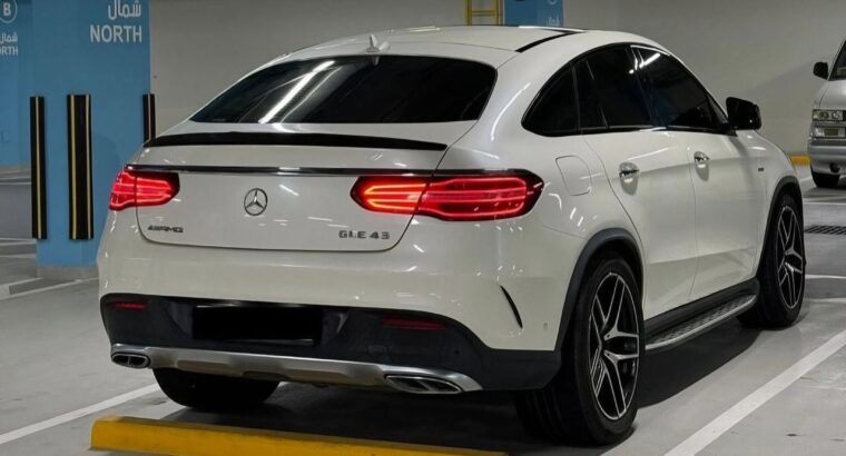Mercedes GLE43 full option 2016 Gcc for sale
