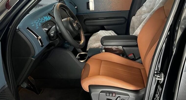 Mini Cooper S countryman 2024 Gcc full option
