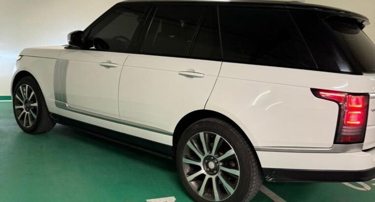 Range Rover vouge HSE 2016 Gcc for sale