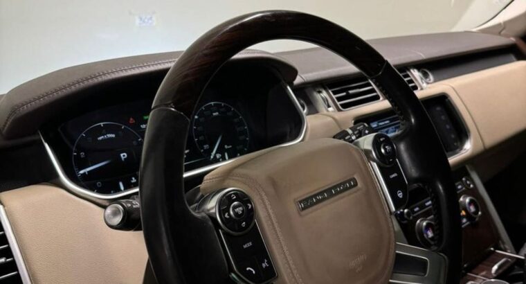 Range Rover vouge HSE 2016 Gcc for sale