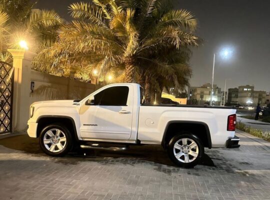 Gmc sierra SLE coupe 2016 Gcc for sale