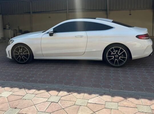 Mercedes C200 coupe full option 2019 Gcc for sale