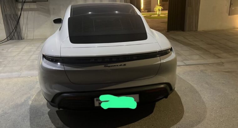Porsche Taycan 4s full option 2021 Gcc for sale