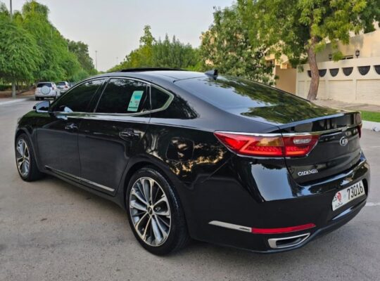 Kia Cadenza 2017 full option Gcc for sale