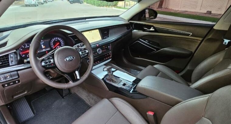 Kia Cadenza 2017 full option Gcc for sale