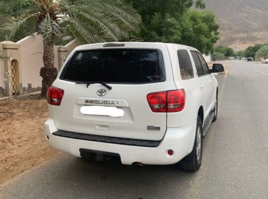 Toyota Sequoia 2013 Gcc 4WD for sale