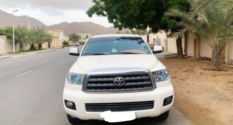 Toyota Sequoia 2013 Gcc 4WD for sale