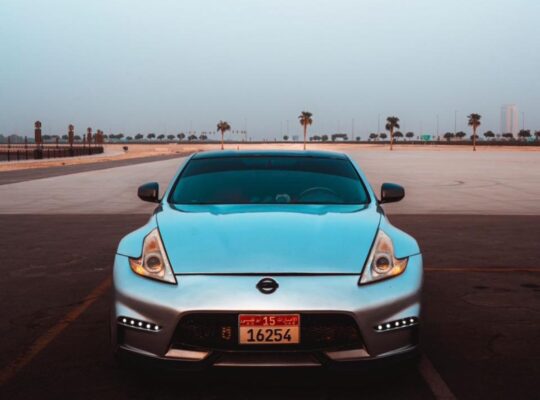 Nissan Z370 full option 2009 Gcc for sale