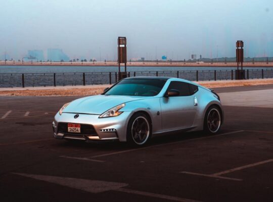 Nissan Z370 full option 2009 Gcc for sale