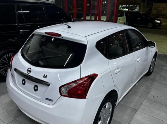 Nissan Tiida 2016 Hatchback Gcc