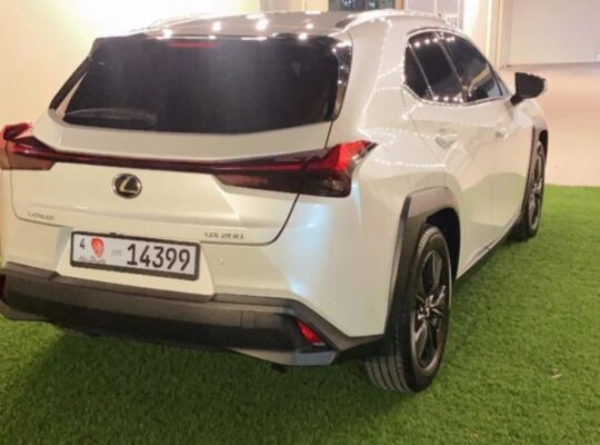 Lexus UX200 full option 2022 Gcc for sale