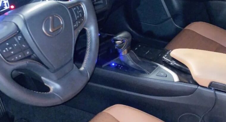 Lexus UX200 full option 2022 Gcc for sale