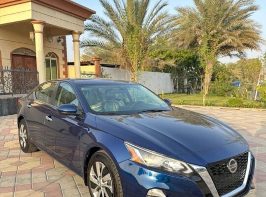 Nissan altima S 2020 base option usa imported