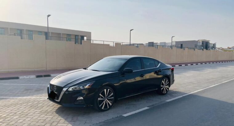 Nissan Altima SR 2020 USA imported for sale