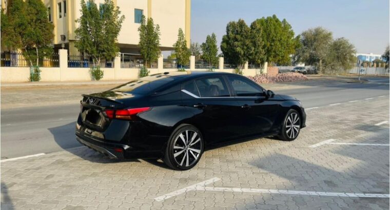 Nissan Altima SR 2020 USA imported for sale