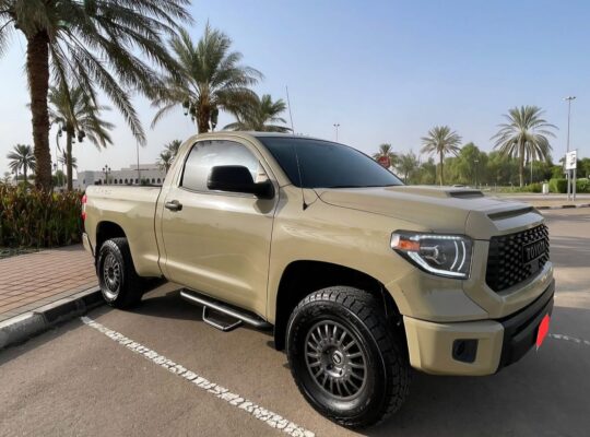 Toyota Tundra 5.7 coupe 2017 USA imported for sal