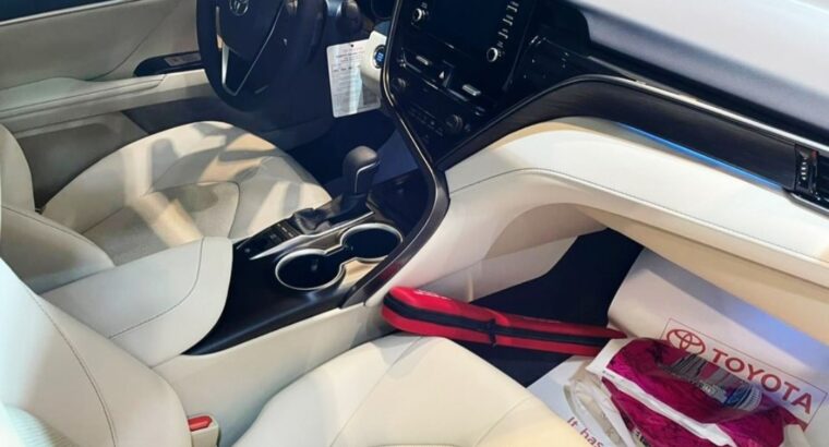 Toyota Camry Grand 2021 Gcc in perfect condition