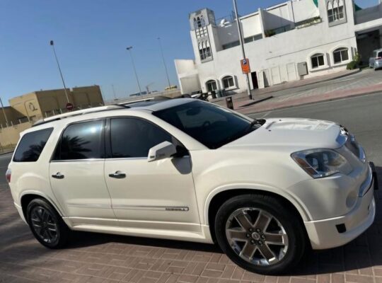 Gmc Acadia Denali 2012 Gcc full option