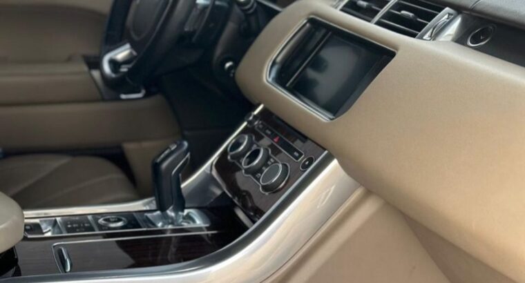 Range Rover sport 2014 Gcc for sale