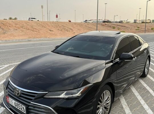 Toyota Avalon limited 2022 Gcc full option for sa