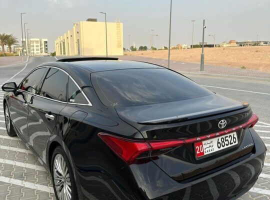 Toyota Avalon limited 2022 Gcc full option for sa