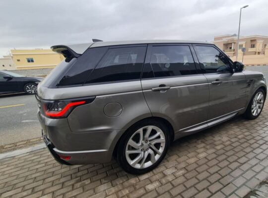 Range Rover sport Dynamic HSE 2018 Gcc