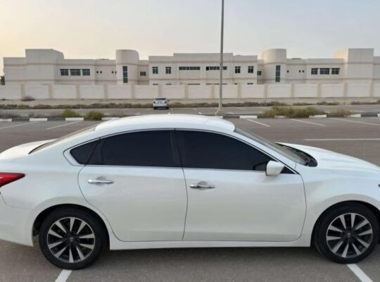 Nissan Altima Sv 2017 USA imported for sale