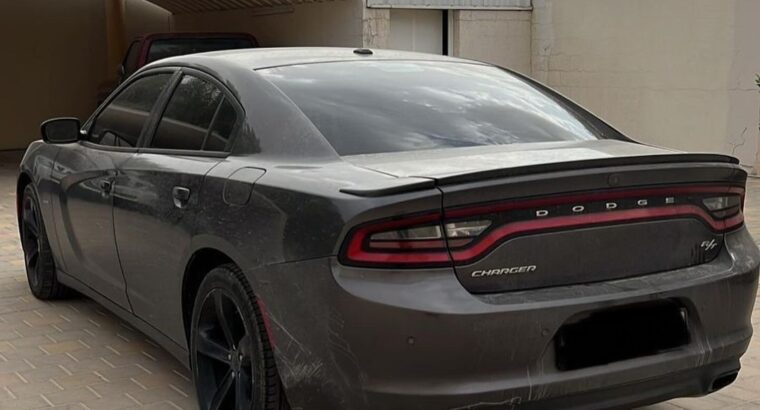 Dodge charger R/T 2017 Gcc in good condition