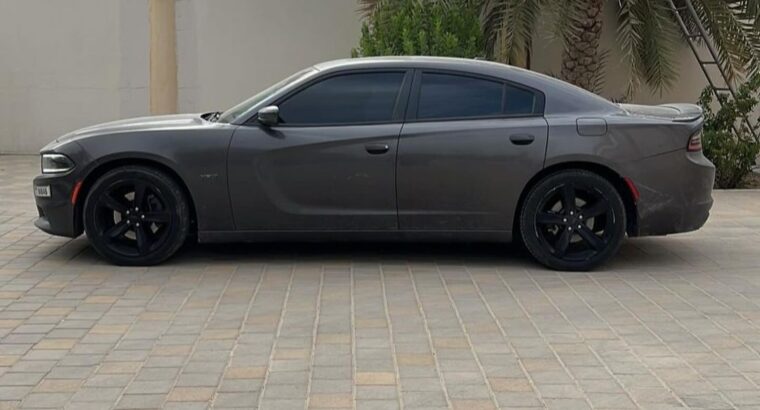 Dodge charger R/T 2017 Gcc in good condition
