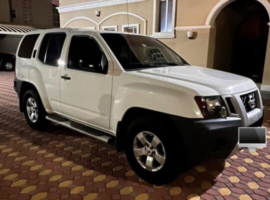 Nissan X terra 2013 mid option Gcc for sale