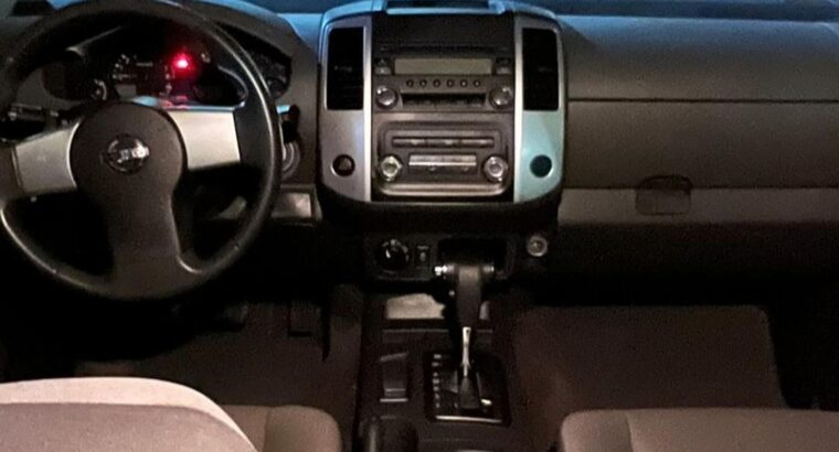 Nissan X terra 2013 mid option Gcc for sale