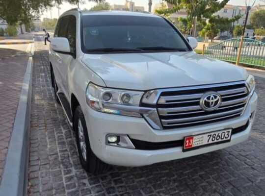 Toyota Land cruiser EXR 2017 Gcc in perfect condit